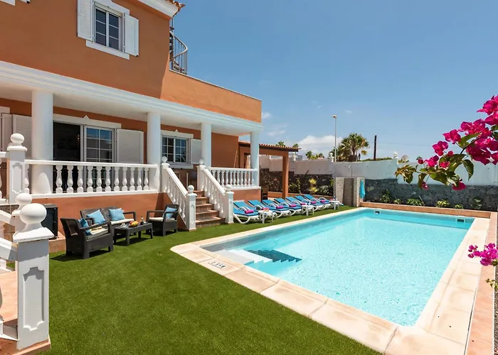 Naranja With Private Heated Pool, Sea Views, Air Conditioning, Terrace, Itv And Bbc Channels, Wifi 칼라오살바헤