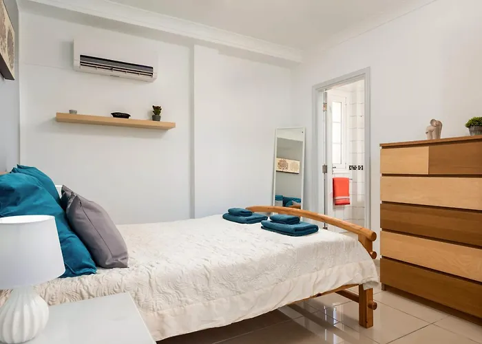 Naranja With Private Heated Pool, Sea Views, Air Conditioning, Terrace, Itv And Bbc Channels, Wifi * 칼라오살바헤