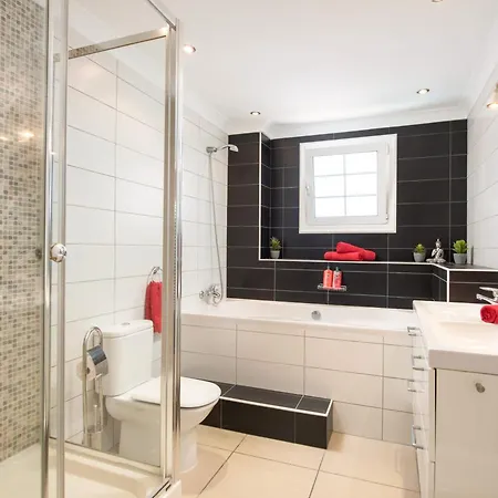 Naranja With Private Heated Pool, Sea Views, Air Conditioning, Terrace, Itv And Bbc Channels, Wifi וילה *