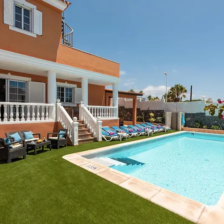 Naranja With Private Heated Pool, Sea Views, Air Conditioning, Terrace, Itv And Bbc Channels, Wifi Callao Salvaje